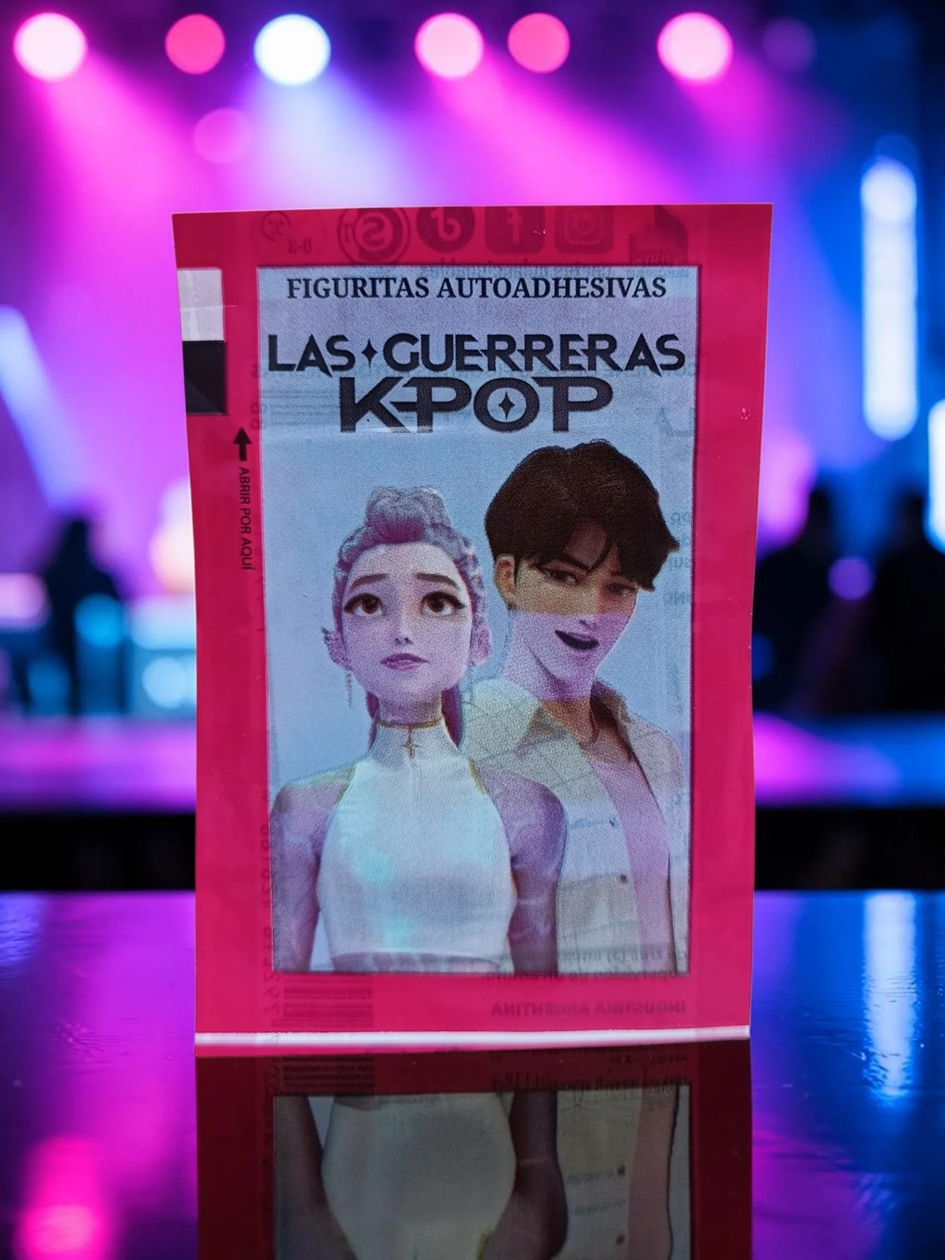 Sobre de Figuritas Guerreras K-Pop 2 – 1 Unidad - imagen 1